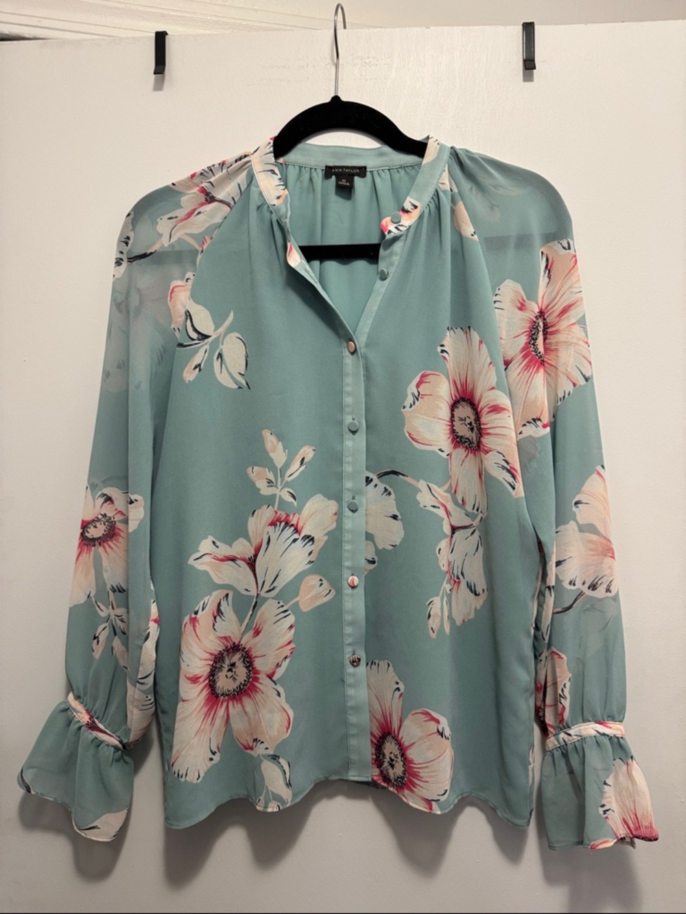 Women’s Floral Button-Front Blouse - Light Blue